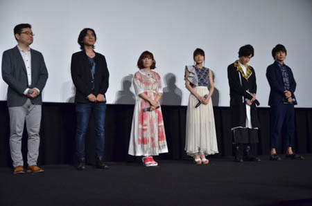 劇場版「タガタメ」水瀬いのり&河森総監督ら公開初日を鏡割りでお祝い！ 舞台挨拶レポ