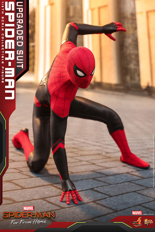 『スパイダーマン：ファー・フロム・ホーム』１／６スケールフィギュア　スパイダーマン（アップグレードスーツ版）」35,000円（税込）（C） 2019 MARVEL（C）2019 CPII