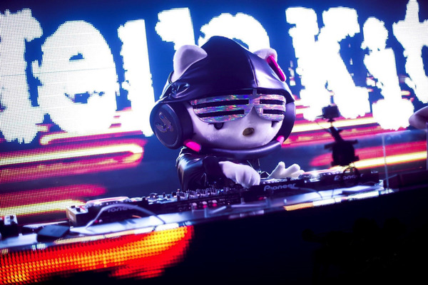 DJ Hello Kitty
