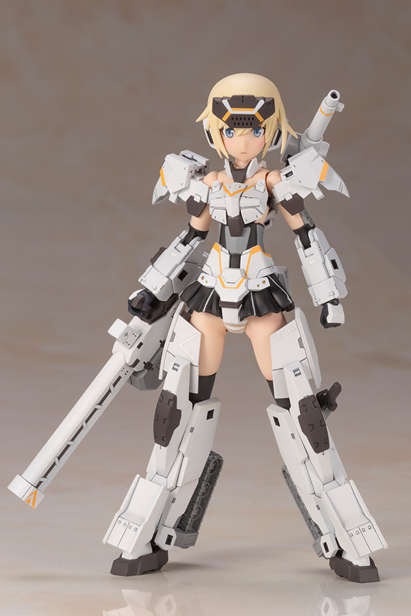 「フレームアームズ・ガール　轟雷改[白] Ver.2」5,400円（税別）（C） KOTOBUKIYA