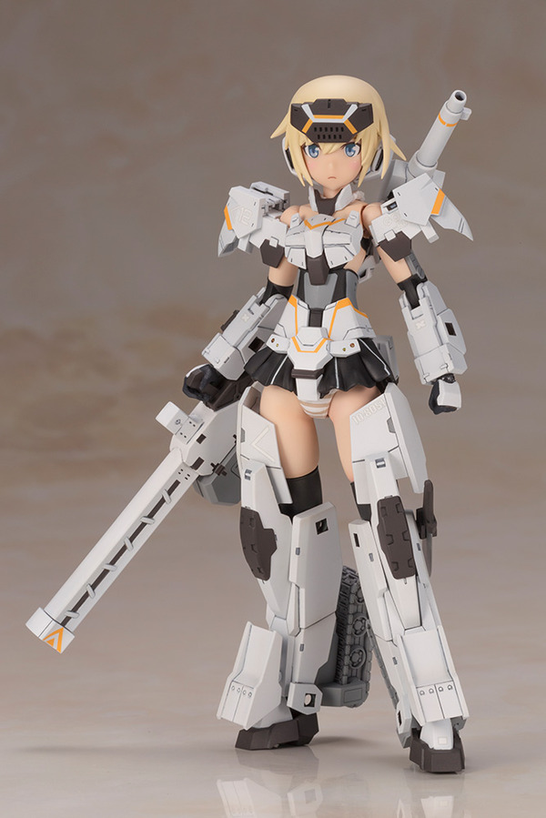 「フレームアームズ・ガール　轟雷改[白] Ver.2」5,400円（税別）（C） KOTOBUKIYA