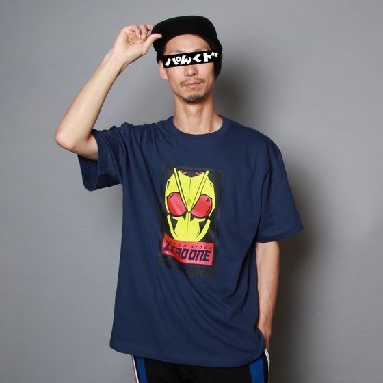 「仮面ライダーゼロワン　PUNKDRUNKERSコラボレーション　Tシャツ」5,280円（税込）（C）2019 石森プロ・テレビ朝日・ADK EM・東映