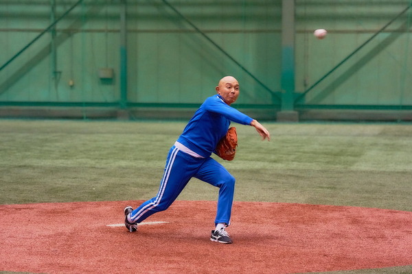 西田望見＆立花理香ペアが野球対決！ 対戦相手に“あの伝説的選手”が出現？【「八月のシンデレラナイン」BD発売記念】