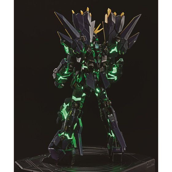 「RG 1/144 ガンダムベース限定 ユニコーンガンダム2号機 バンシィ・ノルン（デストロイモード）（LIGHTING MODEL）」11,550円（税込）（C）創通・サンライズ