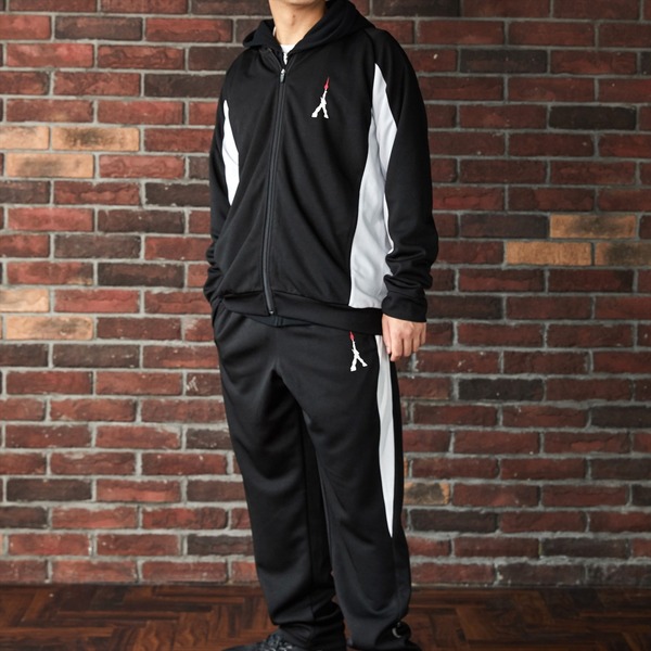 「THE LAST SHOOTING」着用イメージ（C）創通・サンライズ