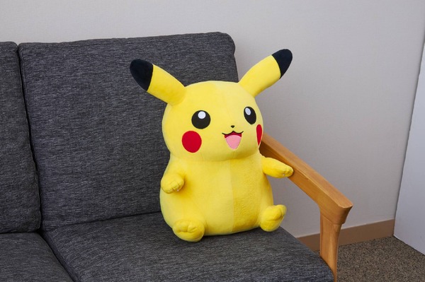 「PCクッション ピカチュウ II」5,720円（税込）（C）Nintendo・Creatures・GAME FREAK・TV Tokyo・ShoPro・JR Kikaku（C）Pokemon