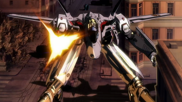 『マクロスF』「#01 クロース・エンカウンター Deculture edition」（27min.）（C）2007 BIGWEST/MACROSS F PROJECT・MBS