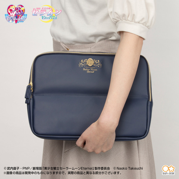 劇場版「美少女戦士セーラームーンEternal」スタンドマルチケース（全2種）各3,960円（税込）（C）武内直子・PNP／劇場版「美少女戦士セーラームーンEternal」製作委員会（C）Naoko Takeuchi