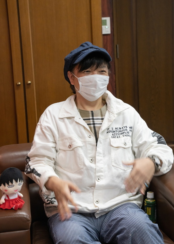 「ちびまる子ちゃん」新旧ナレーター対談！ 交代劇の舞台裏、ベテランふたりが語る“ナレーション”の極意とは？（C）さくらプロダクション／日本アニメーション