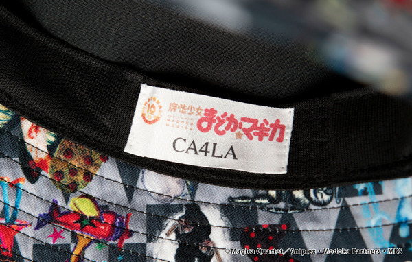 「魔法少女まどか☆マギカ × CA4LA 総柄バケットハット 10th ver.」9,900円（税込)（C）Magica Quartet／Aniplex・Modoka Partners・MBS（C）Magica Quartet／Aniplex・Modoka Movie Project Rebellion