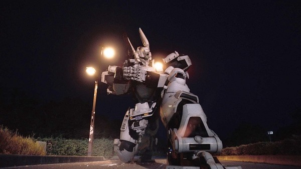 THE NEXT GENERATION パトレイバー/エピソード10：暴走！赤いレイバー	(C)2014 HEADGEAR/「THE NEXT GENERATION -PATLABOR-」製作委員会