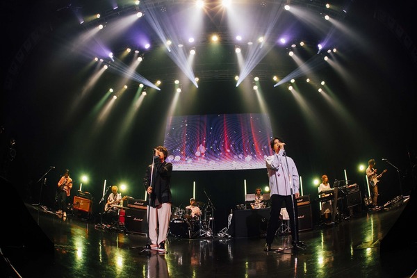 「UMake 4th Live Tour Love 公式ライブ写真集（仮）」3,080円（税込）