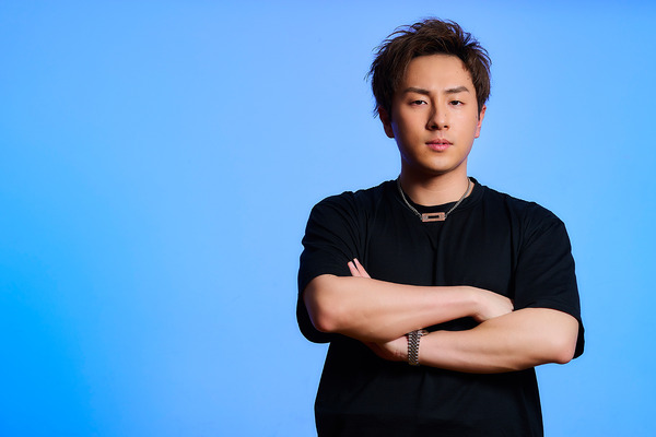 「イージーです！」突如始まるビスコ役・鈴木崚汰vs異形生物！その倒し方とは…？【「錆喰いビスコ」最終回直前インタビュー】