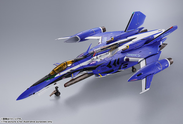 「DX超合金 YF-29デュランダルバルキリー（マクシミリアン・ジーナス機）フルセットパック」23,000円（税別）（C）2021BIGWEST