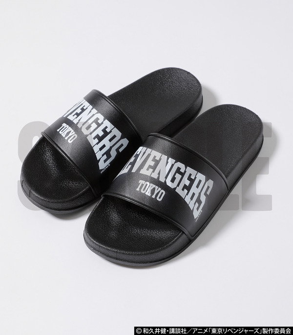 「REVENGERS SLIDE SANDAL」3,850円（税込）（C）和久井健・講談社／アニメ「東京リベンジャーズ」製作委員会