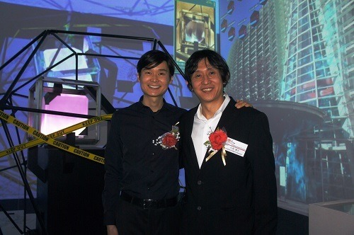『Ingress』Google’s Niantic LabsのDennis Hwang氏(左)と川島優志氏(右)