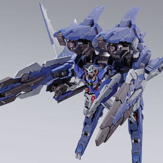 「METAL BUILD GNアームズ TYPE-E」（GNアーマー形態）（C）創通・サンライズ