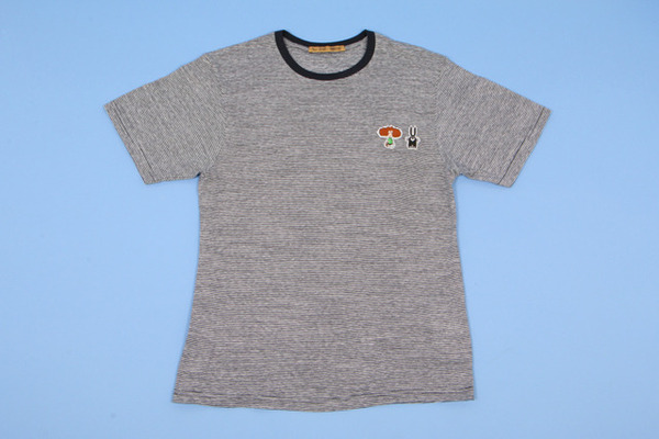 「T-shirt」（1万5,000円）