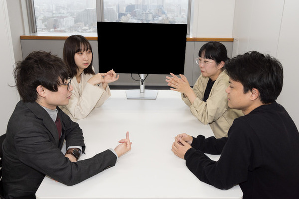 編集会議風景