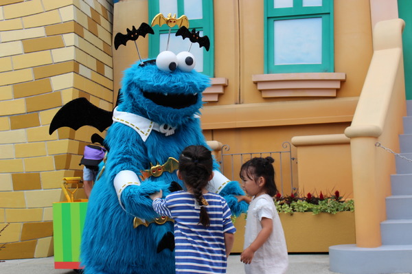 Universal Studios Japan TM & (C) Universal Studios. All rights reserved. Minions and all related elements and indicia TM & (C) 2023 Universal Studios. All rights reserved. (C) Nintendo TM & (C) Universal Studios & Amblin Entertainment (C)CAPCOM CO., LTD. ALL RIGHTS RESERVED TM & (C) Universal Studios. All rights reserved. (C)2023 Universal Music LLC (C)KADOKAWA (C) 2023 Peanuts Worldwide LLC
