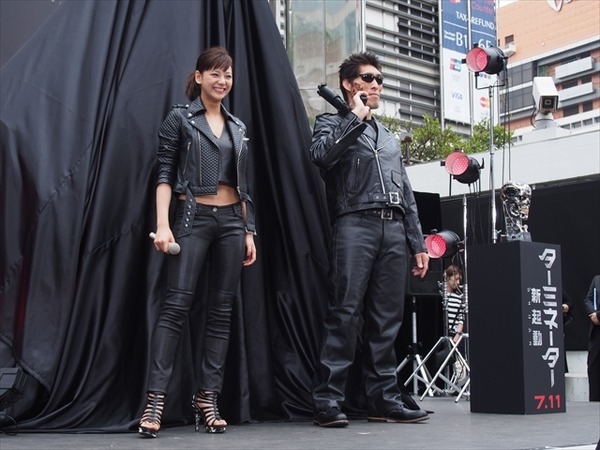 日本初公開から30周年「ターミネーターの日」認定　巨大ターミネーターを新宿で展示