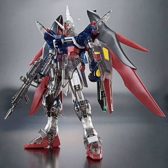 「劇場版公開記念パッケージ HG 1/144 デスティニーガンダムSpecII[クリアカラー]」2,640円（税込）（C）創通・サンライズ