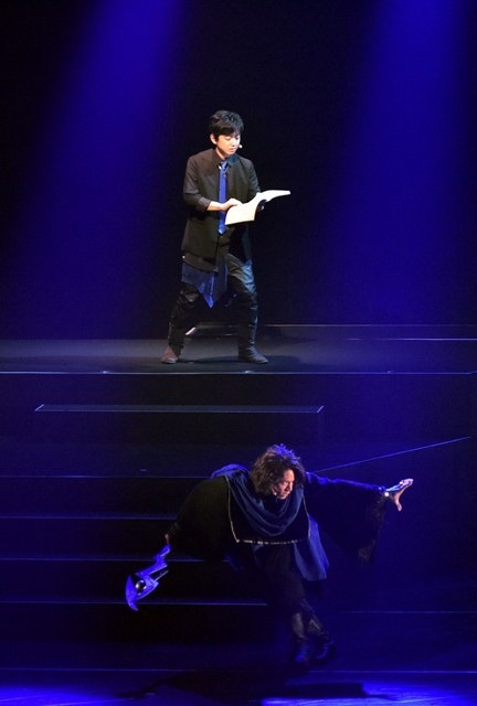 『ひと夏のアクエリオン」 一万年と二千年前から愛してる(C)河森正治・サテライト/ALC/GP