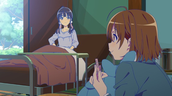 『菜なれ花なれ』第1話「抱え込み１回宙返り1回ひねり開脚一回伸身1回ひねり」先行場面カット（C）なれなれプロジェクト/菜なれ花なれ製作委員会
