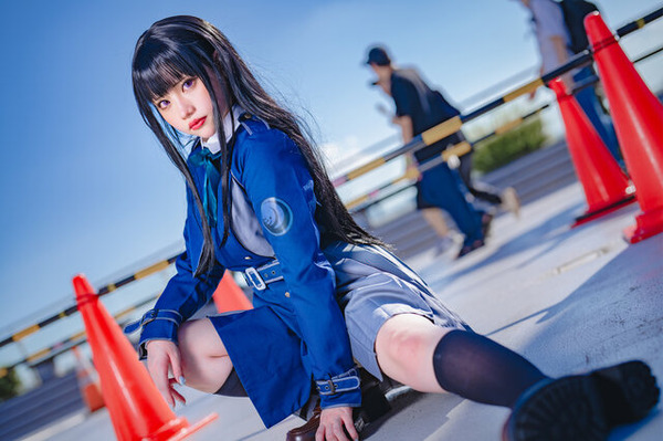 井ノ上たきな「リコリス・リコイル」／舞陽女（X：@may_xoxo15）、撮影：山颪ヒア（X：@fotomachen）