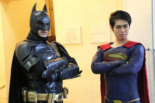 『バットマン VS スーパーマン　ジャスティスの誕生』ゴミ拾いパレード