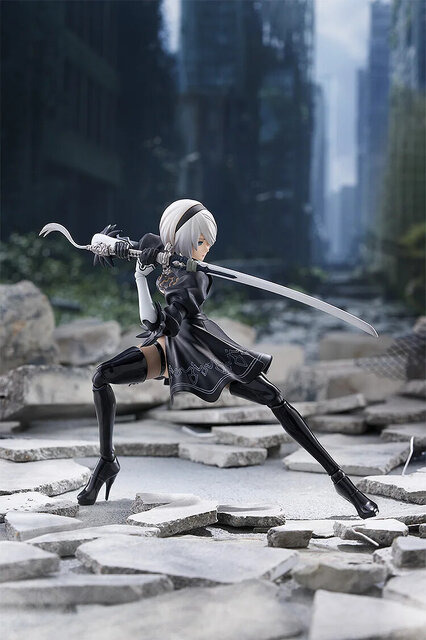 この太もも動かせるぞ！「NieR:Automata Ver1.1a」より「2B」がfigma化―ディスプレイを盛り上げる「ポッド０４２」「白の契約」なども付属