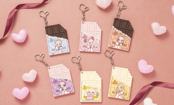 「おジャ魔女どれみ MAHO堂 in キデイランド」がキデイランド9店舗で開催。新商品「板チョコラバーキーホルダー」（C）東映アニメーション