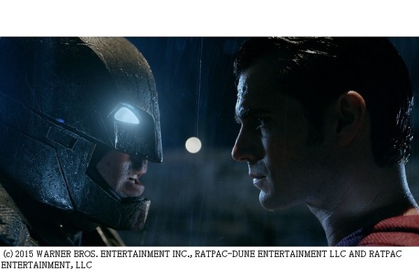 「バットマン vs スーパーマン　ジャスティスの誕生」　日本だけの新予告公開、その衝撃シーン