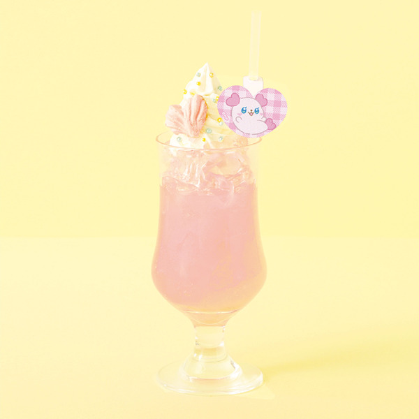「ぷちきゅあはじめてかふぇ」のコラボドリンク「くるるんのピーチホワイトソーダ」（C）ぷちきゅあぱーとなーず