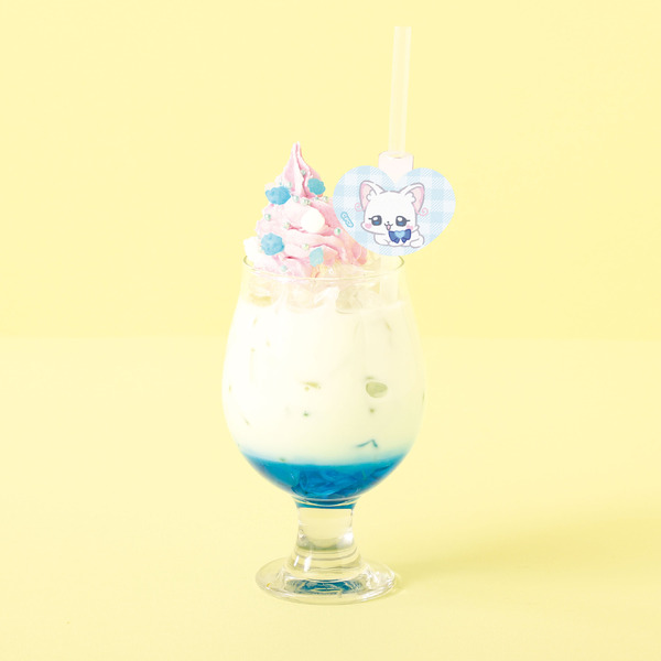 「ぷちきゅあはじめてかふぇ」のコラボドリンク「ゆきのれんにゅうミルク」（C）ぷちきゅあぱーとなーず