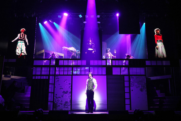 『舞台「鬼滅の刃」其ノ伍 襲撃 刀鍛冶の里』舞台写真（C）吾峠呼世晴／集英社（C）舞台「鬼滅の刃」製作委員会