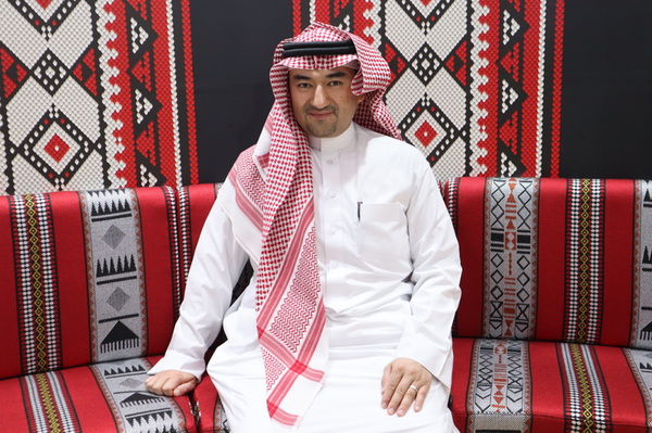 CEO ブカーリ イサム氏