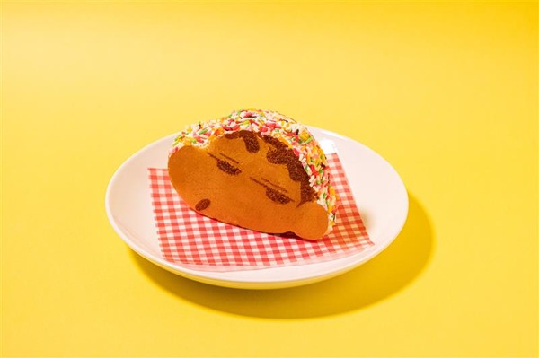 しんちゃんのパンケーキサンド　ブルーベリージャム