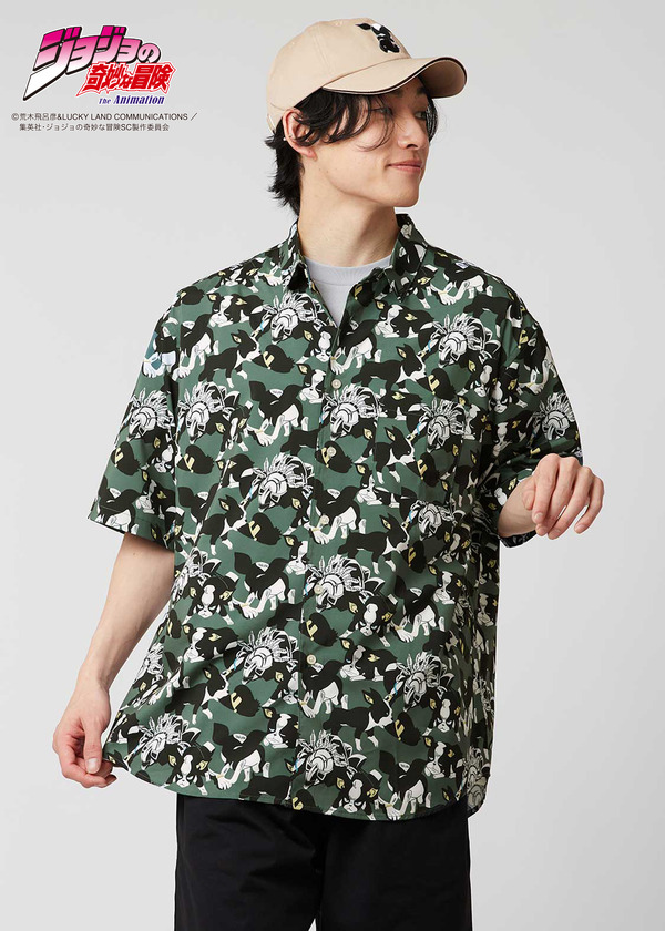 アニメ『ジョジョの奇妙な冒険』シリーズとグラニフがコラボ。「イギー＆ザ・フール パターン｜ルーズフィット半袖シャツ」（C）荒木飛呂彦&LUCKY LAND COMMUNICATIONS／集英社・ジョジョの奇妙な冒険SC製作委員会