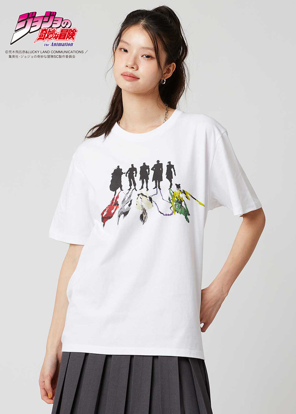アニメ『ジョジョの奇妙な冒険』シリーズとグラニフがコラボ。「スターダストクルセイダース｜Tシャツ」（C）荒木飛呂彦&LUCKY LAND COMMUNICATIONS／集英社・ジョジョの奇妙な冒険SC製作委員会