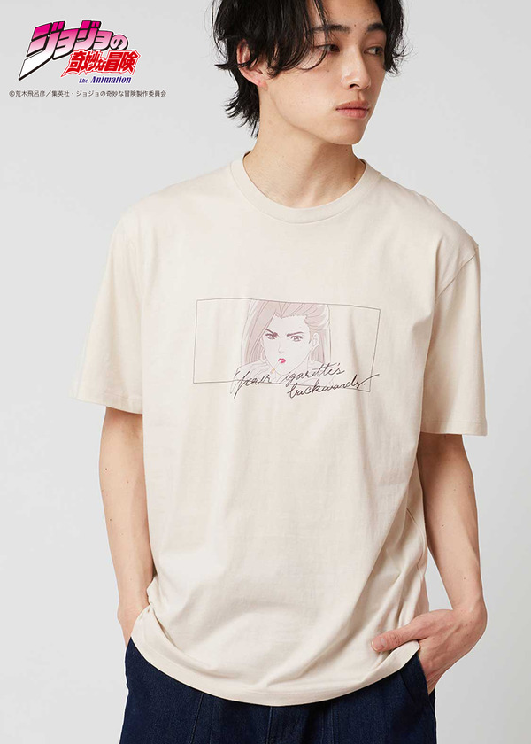 アニメ『ジョジョの奇妙な冒険』シリーズとグラニフがコラボ。「タバコ・・・逆さだぜ｜Tシャツ」（C）荒木飛呂彦／集英社・ジョジョの奇妙な冒険製作委員会