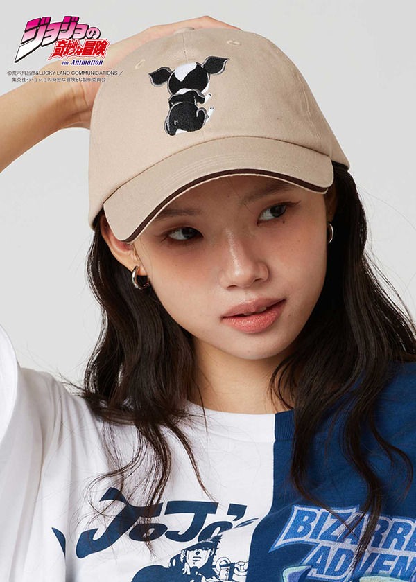 アニメ『ジョジョの奇妙な冒険』シリーズとグラニフがコラボ。「イギーの大好物｜キャップ」（C）荒木飛呂彦&LUCKY LAND COMMUNICATIONS／集英社・ジョジョの奇妙な冒険SC製作委員会