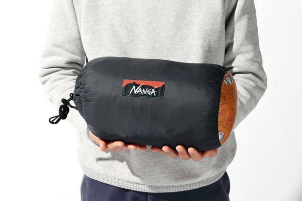 『ドラえもん』スリーピングバッグ（寝袋）