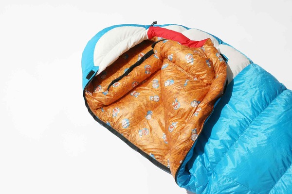 『ドラえもん』スリーピングバッグ（寝袋）