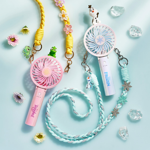 ハンディファン　各4,000円/ マルチストラップ　各2,000円