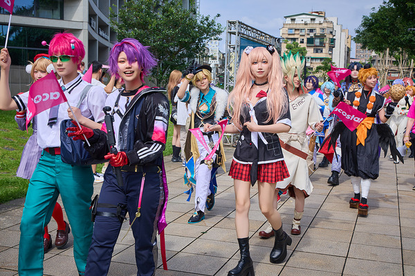 「acosta!＠台北」パレード