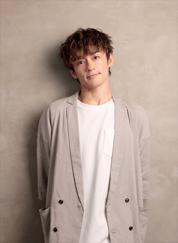 鷹梁ミナト役：五十嵐雅