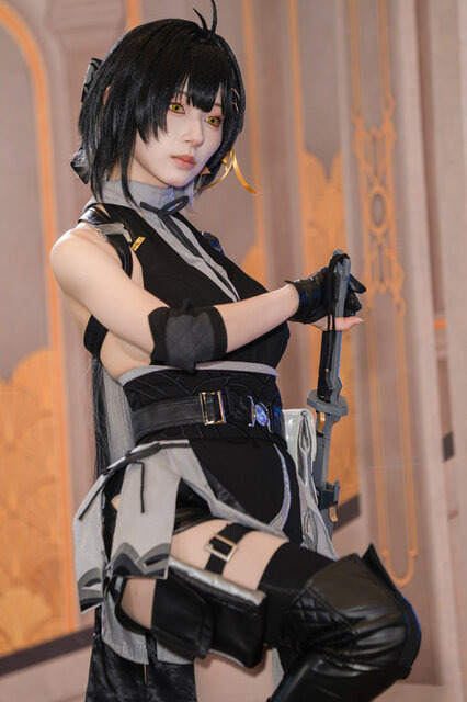 漂泊者（女）／月海つくね（X：@XaiabP）