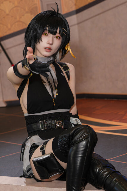 漂泊者（女）／月海つくね（X：@XaiabP）