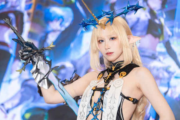 フルールドリス／ねね（X：@__zzz___oo0）